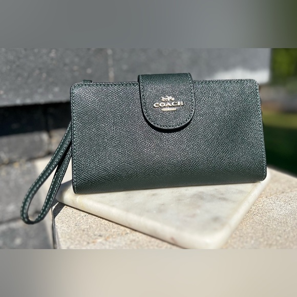 Coach Handbags - NWOT Coach Tech Wallet Clutch Wristlet